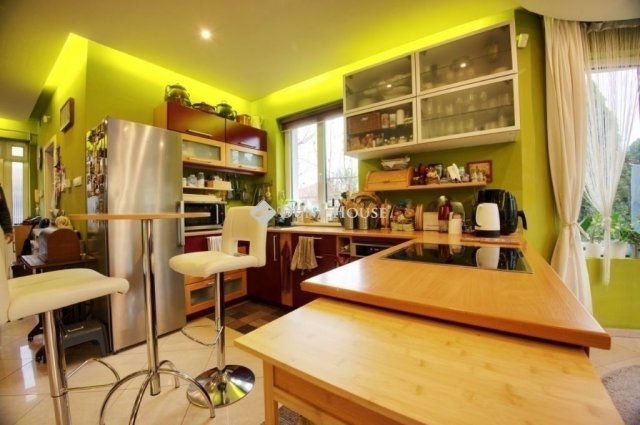 Eladó családi ház, Budaörsön 169.9 M Ft, 4 szobás