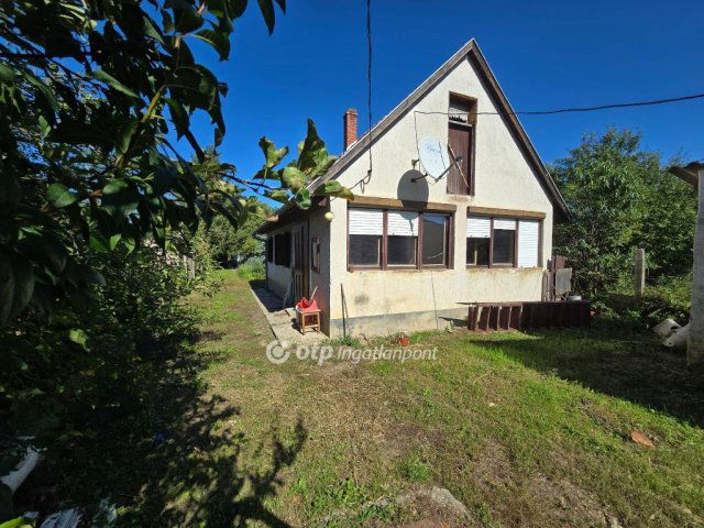 Eladó telek, Pápán 14.9 M Ft / költözzbe.hu