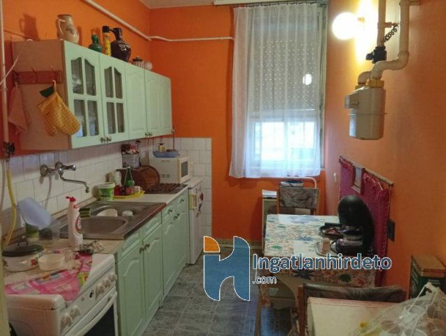 Eladó téglalakás, Jászberényben 34.99 M Ft, 2 szobás