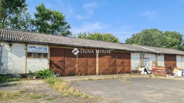 Eladó ipari ingatlan, Budapesten, XVII. kerületben 962.5 M Ft