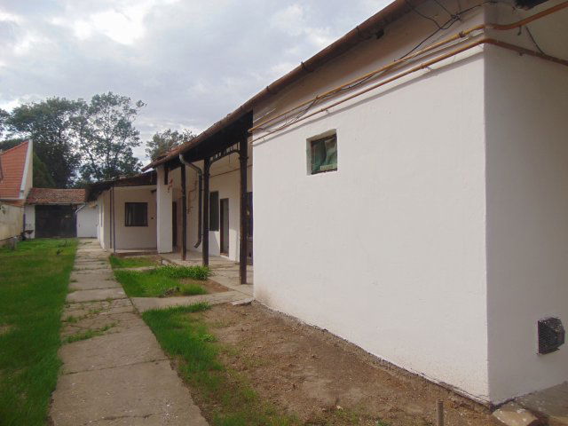 Eladó családi ház, Békéscsabán 24.99 M Ft, 4 szobás