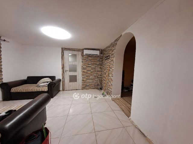 Eladó családi ház, Tiszaörsön 8.5 M Ft, 2 szobás