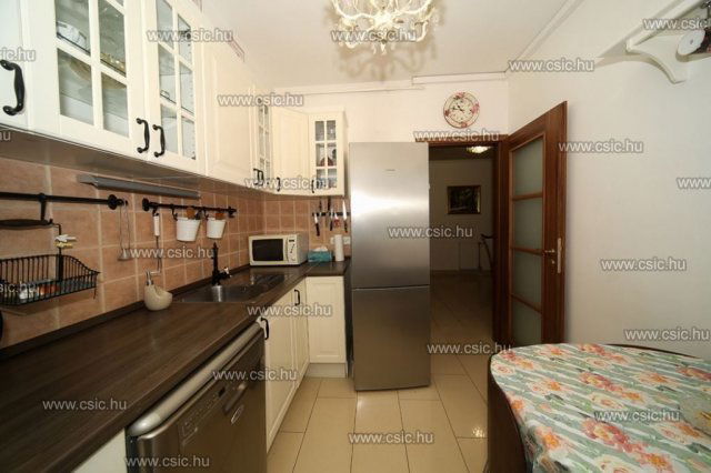 Eladó téglalakás, Budapesten, XI. kerületben 209 M Ft, 4 szobás