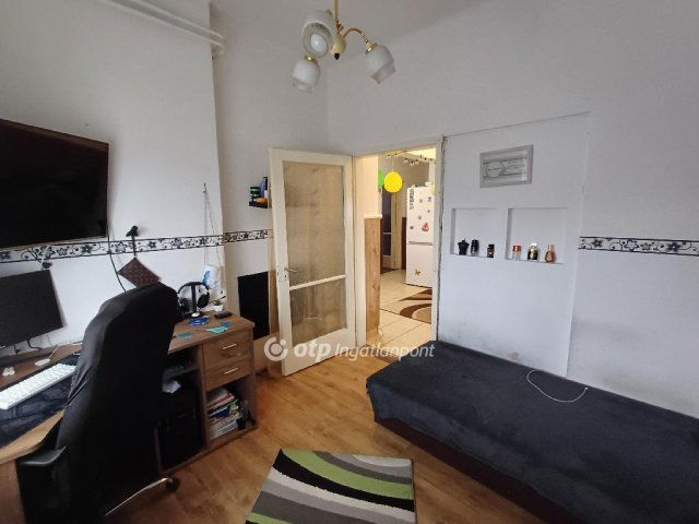 Eladó családi ház, Magyon 19.5 M Ft, 4 szobás