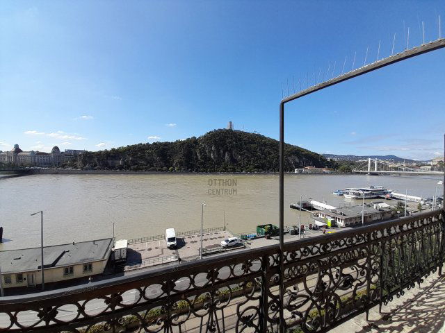 Kiadó téglalakás, albérlet, Budapesten, V. kerületben, 2 szobás