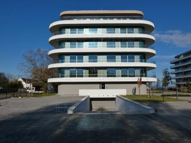 Eladó téglalakás, Siófokon 122.203 M Ft / költözzbe.hu