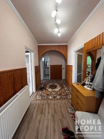 Eladó családi ház, Szatymazon 85 M Ft, 3 szobás