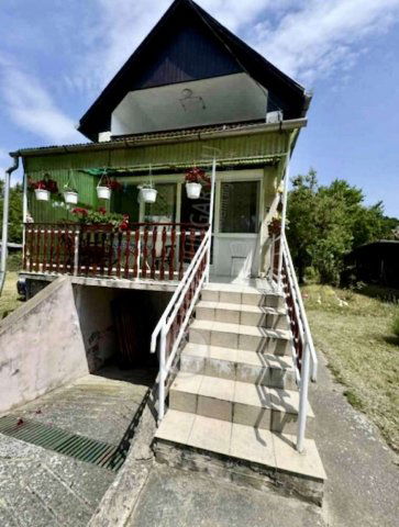 Eladó családi ház, Tasson 45 M Ft, 3 szobás