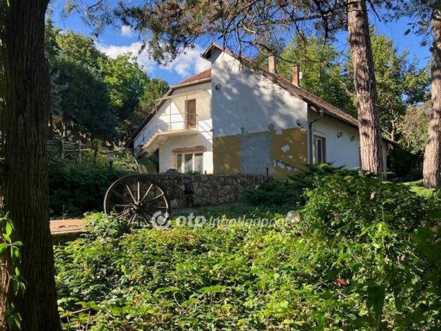 Eladó hotel, Leányfaluban 390 M Ft / költözzbe.hu