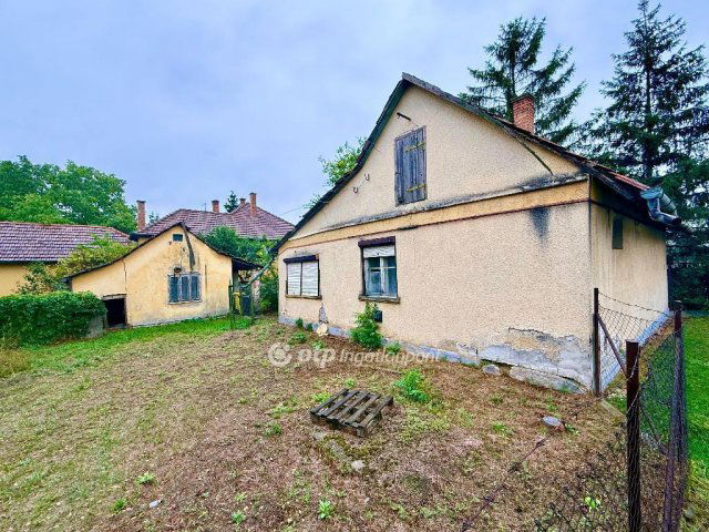 Eladó családi ház, Újszilváson 11.9 M Ft, 3 szobás