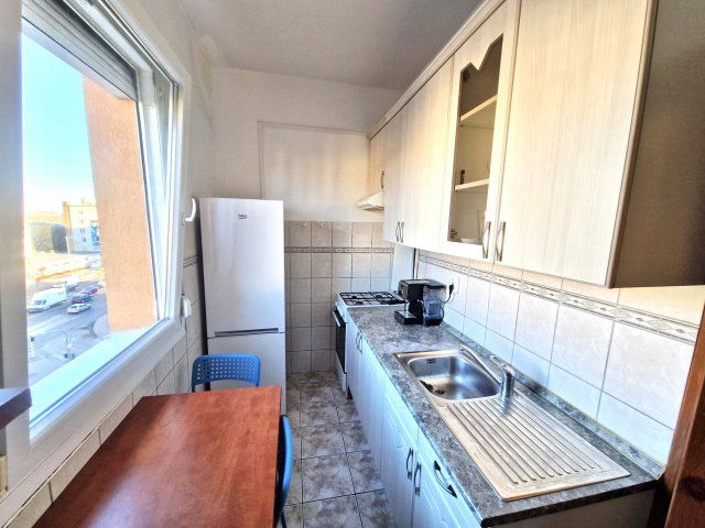 Kiadó panellakás, albérlet, X. kerületben, Üllői úton