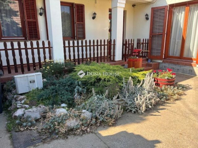 Eladó családi ház, Palkonyán 137 M Ft, 7 szobás