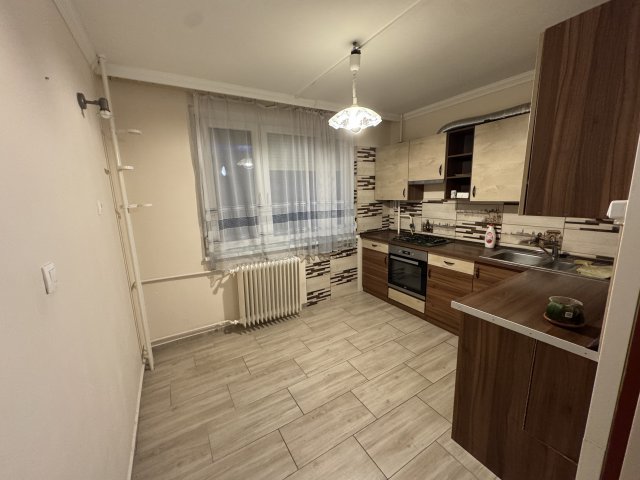 Eladó panellakás, Miskolcon 28.5 M Ft, 2 szobás