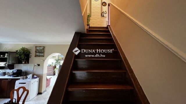 Eladó családi ház, Budapesten, XVII. kerületben 180 M Ft