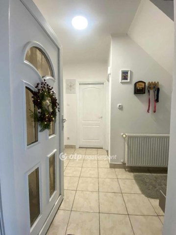 Eladó családi ház, Zamárdiban 89.99 M Ft, 4+2 szobás