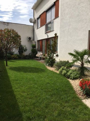 Kiadó téglalakás, albérlet, Pécsett, Anna utcában, 1+1 szobás