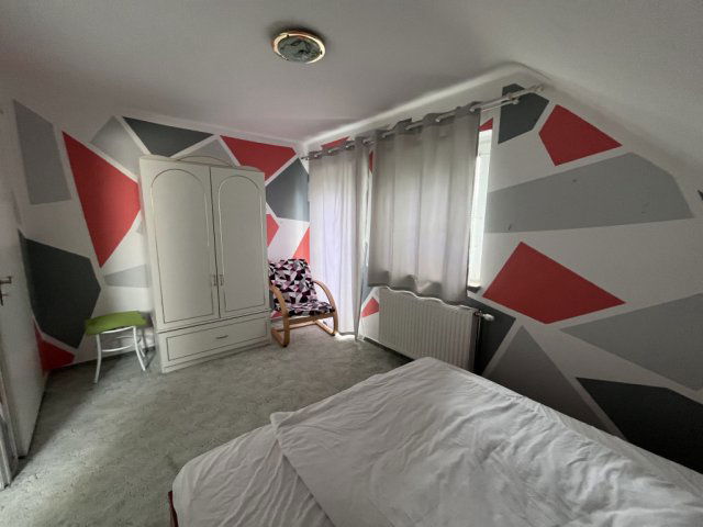 Eladó családi ház, Balatonkeresztúron 119 M Ft, 7 szobás