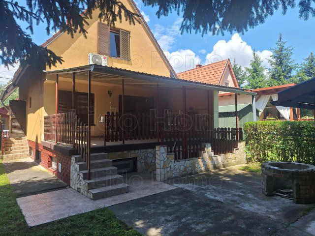 Eladó nyaraló, Dombóváron 39 M Ft, 13 szobás