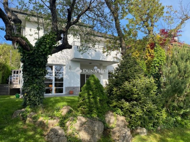 Eladó családi ház, Budapesten, II. kerületben 365 M Ft, 5 szobás