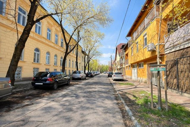 Eladó téglalakás, Budapesten, IV. kerületben, Chinoin utcában