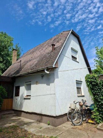 Eladó családi ház, Nyíregyházán 28 M Ft, 1 szobás