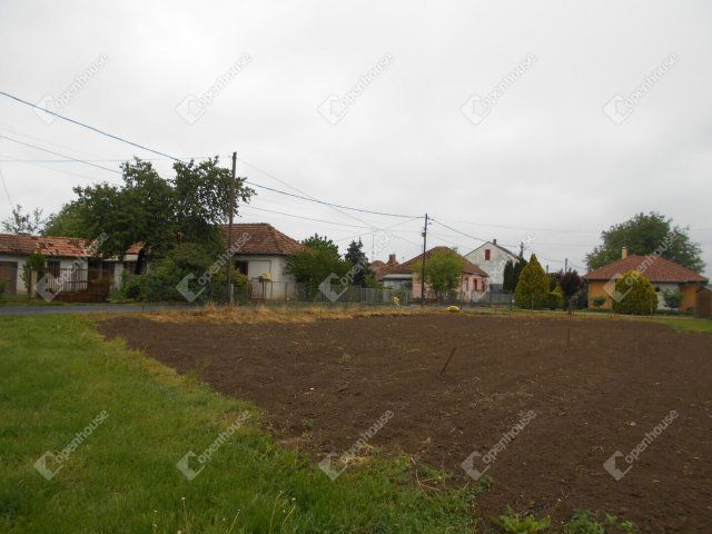 Eladó telek, Zalaegerszegen 9 M Ft / költözzbe.hu