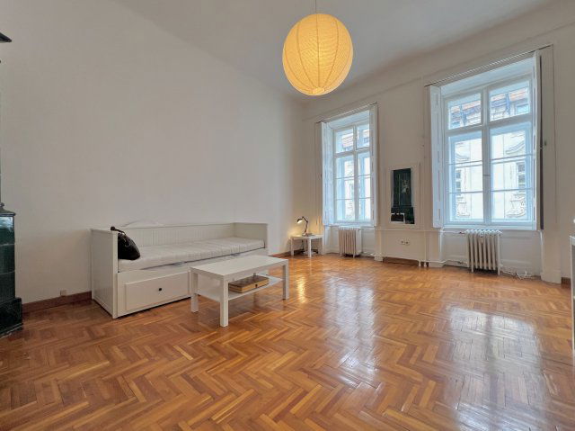 Kiadó téglalakás, albérlet, Budapesten, V. kerületben, 1 szobás