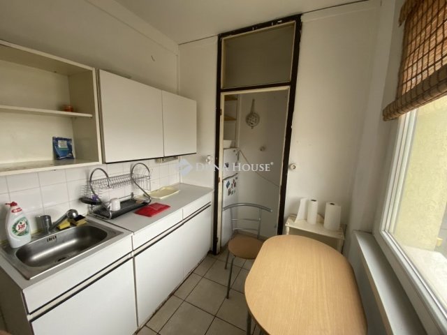 Eladó panellakás, Szegeden 49 M Ft, 3 szobás