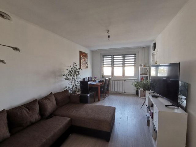 Eladó panellakás, Budapesten, III. kerületben 72.5 M Ft, 3 szobás