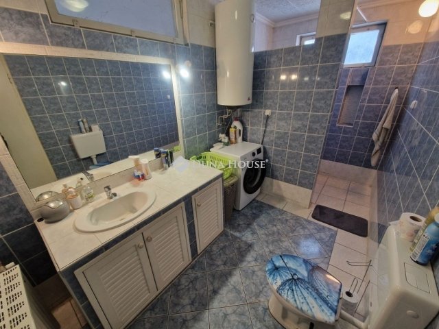 Eladó családi ház, Baján 48 M Ft, 4 szobás