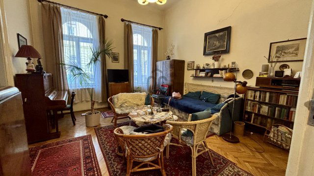 Eladó téglalakás, Budapesten, VII. kerületben, Peterdy utcában