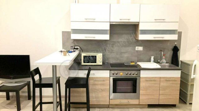 Kiadó téglalakás, albérlet, VIII. kerületben, Baross utcában