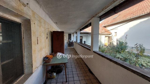 Eladó családi ház, Csongrádon 12.9 M Ft, 1+1 szobás