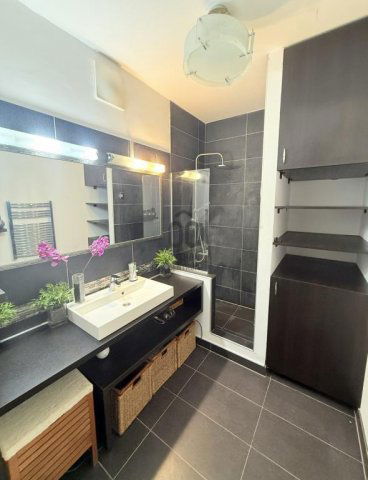 Eladó téglalakás, Budapesten, IX. kerületben 92.9 M Ft, 2 szobás