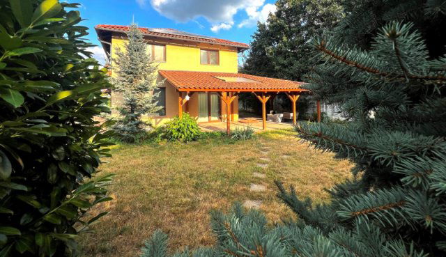 Eladó ikerház, Budapesten, XXII. kerületben 235 M Ft, 8 szobás