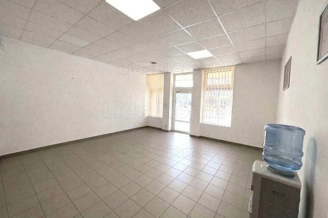 Kiadó üzlethelyiség, Győrött 185 E Ft / hó