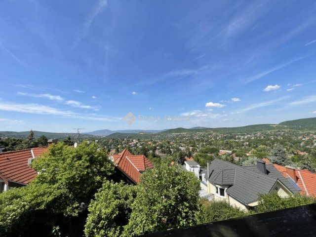 Eladó ikerház, Budapesten, II. kerületben 260 M Ft, 4 szobás