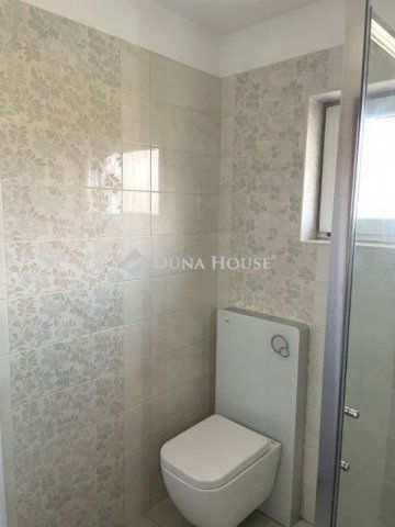 Eladó családi ház, Debrecenben 125 M Ft, 5 szobás