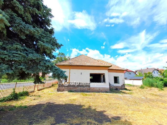 Eladó családi ház, Abonyban 17.99 M Ft, 3 szobás