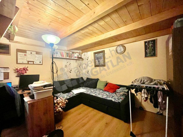 Eladó téglalakás, Budapesten, X. kerületben, Szállás utcában