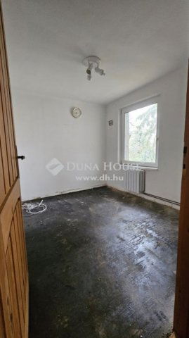 Eladó ikerház, Pilisszentkereszten 89.5 M Ft, 8 szobás