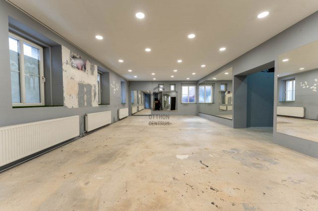 Eladó ipari ingatlan, Várpalotán 165 M Ft / költözzbe.hu