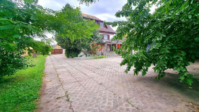 Eladó családi ház, Kartalon 79 M Ft, 6 szobás