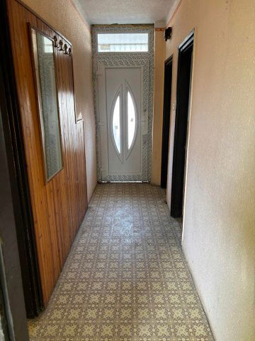 Eladó családi ház, Tiszadobon 18.5 M Ft, 6 szobás