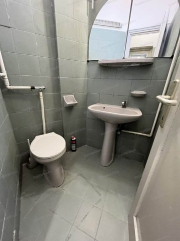 Kiadó iroda, Kecskeméten 120 E Ft / hó, 4 szobás