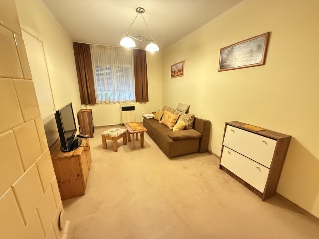 Kiadó téglalakás, albérlet, Pakson 140 E Ft / hó, 2 szobás
