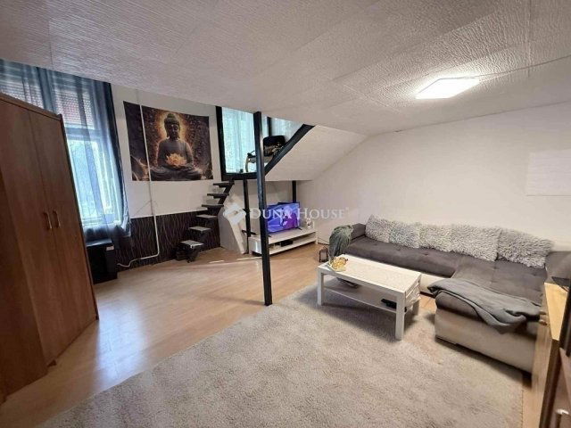 Eladó téglalakás, Budapesten, XIII. kerületben 61.9 M Ft