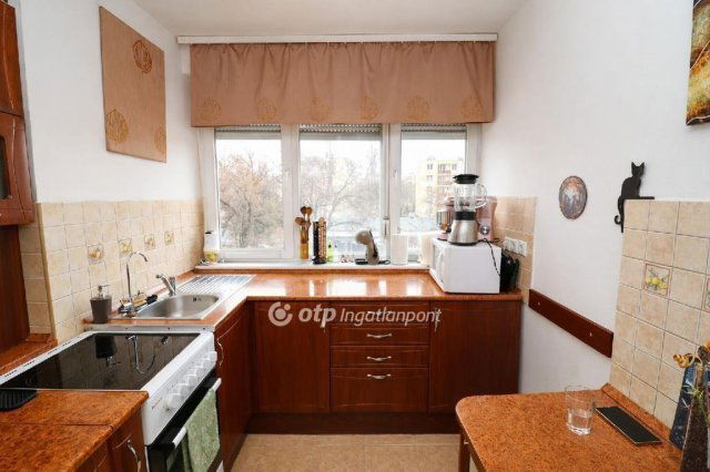 Eladó téglalakás, Budapesten, IX. kerületben 81.9 M Ft