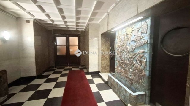 Eladó téglalakás, Budapesten, II. kerületben 89.9 M Ft, 1 szobás