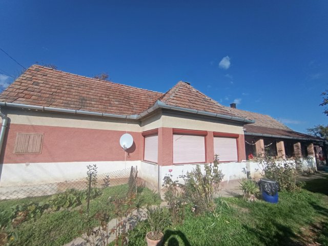 Eladó családi ház, Zádoron 18 M Ft, 3 szobás
